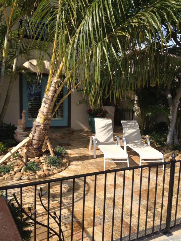 Hotel Pasa Tiempo (Adults Only) St. Pete Beach Exterior foto